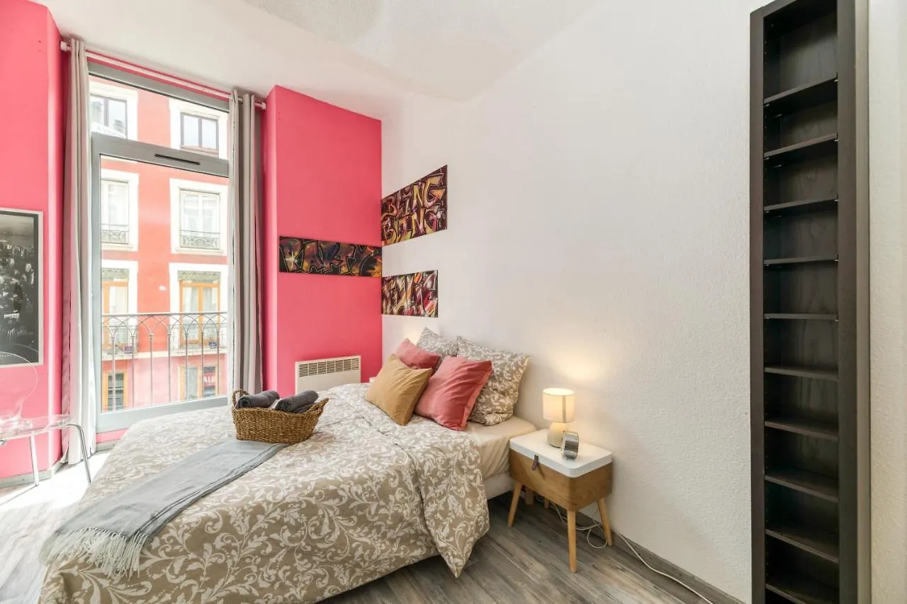 شقة L'Elegance- Centre Historique- Confort- Netflix- Marche Frais Et Local غرونوبل